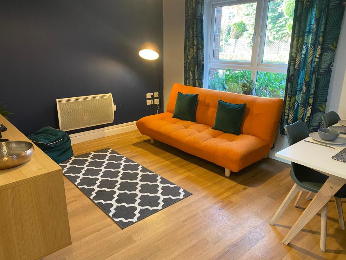 Lime Tree Apartment Ковентри Экстерьер фото